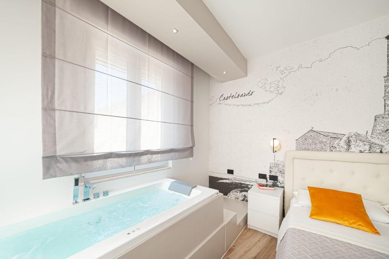 Eleonore Elegant Rooms Cagliari Buitenkant foto