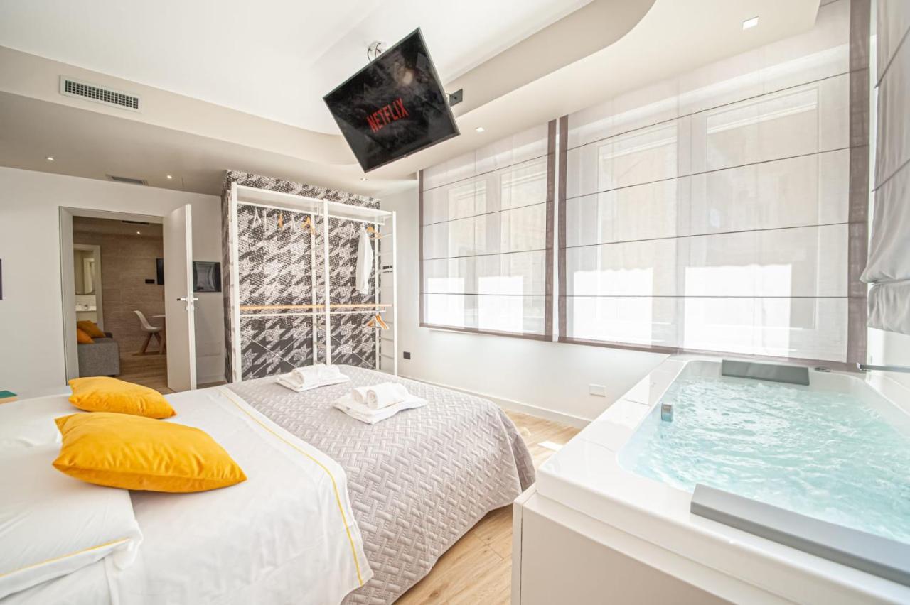 Eleonore Elegant Rooms Cagliari Buitenkant foto